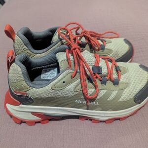 Merrell Kids Sneakers Beige and Red- Size 4